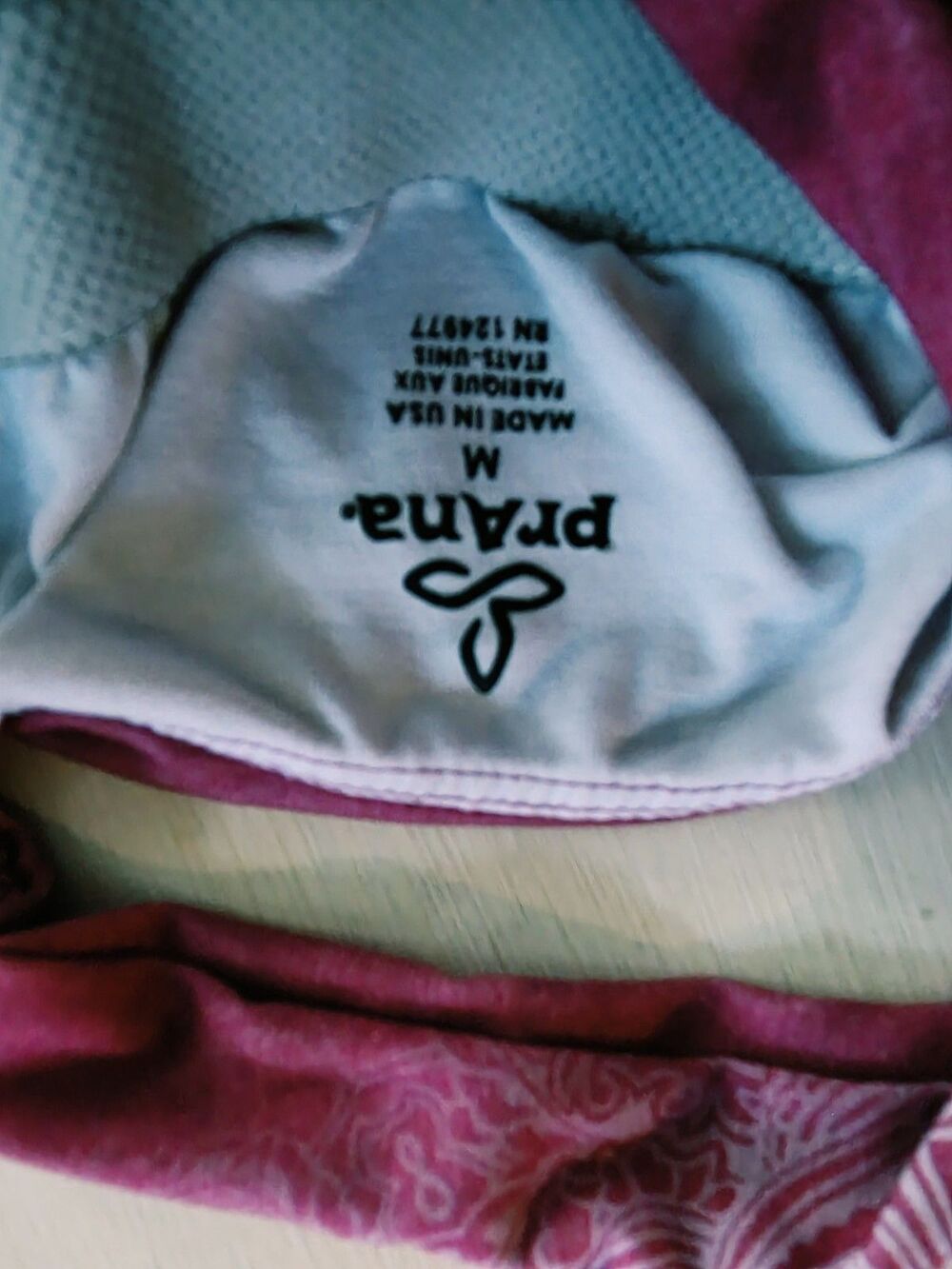 Two tops by prAna Crossback Built-in Tank Bra Pink and Green M - Picture 7 of 13